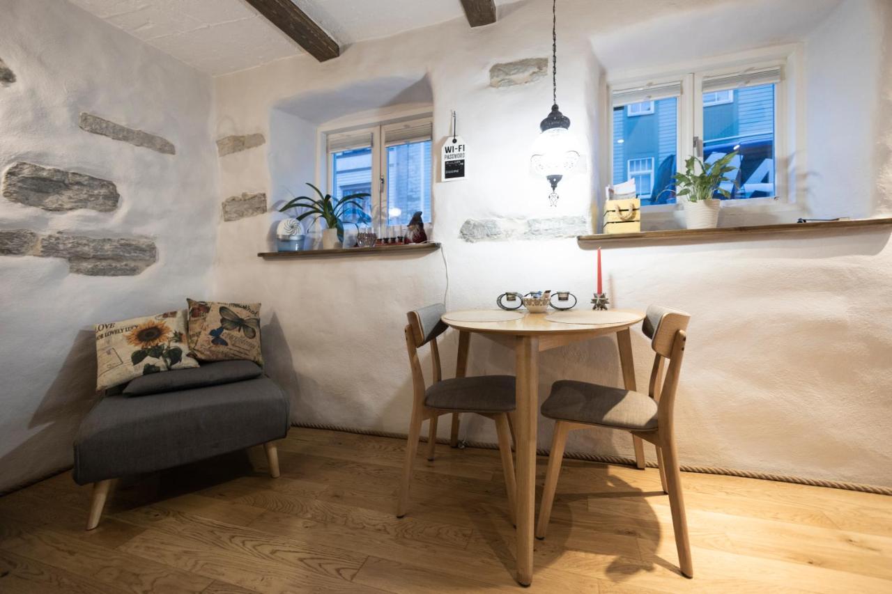 Like Home Apartments Salme 31 Tallinn Exteriör bild